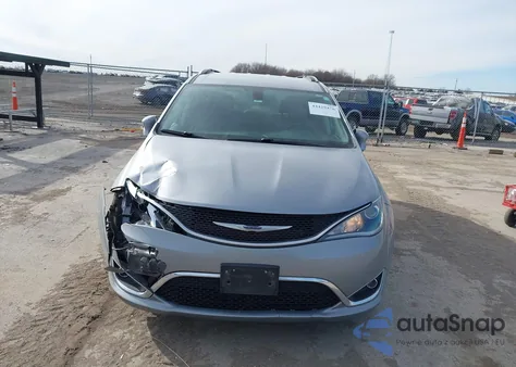 2020 Chrysler Pacifica Touring L из США, поврежденный, VIN 2C4RC1BG6LR176978